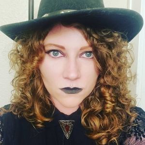 Meet your Posher, Rose